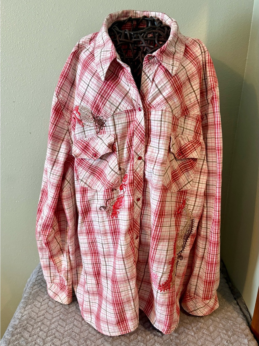 Pearl Snap Red Plaid Embroidered Women's Button-Up Jacket